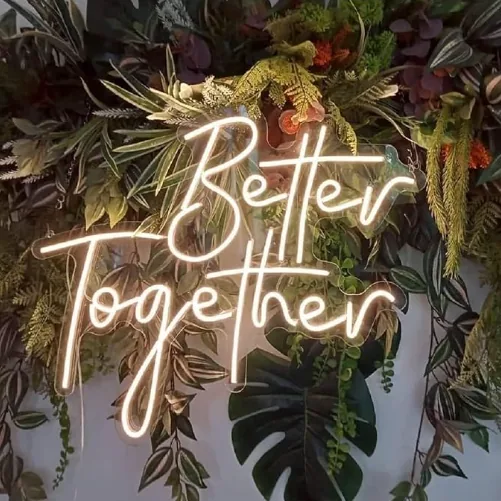 LED napis Better Together