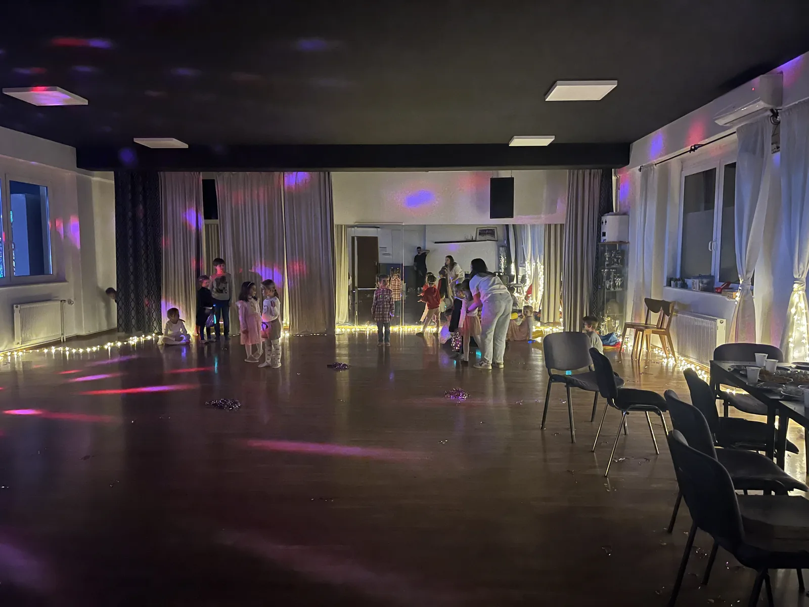 Glow Show - plesna rojstnodnevna zabava z disco žurko